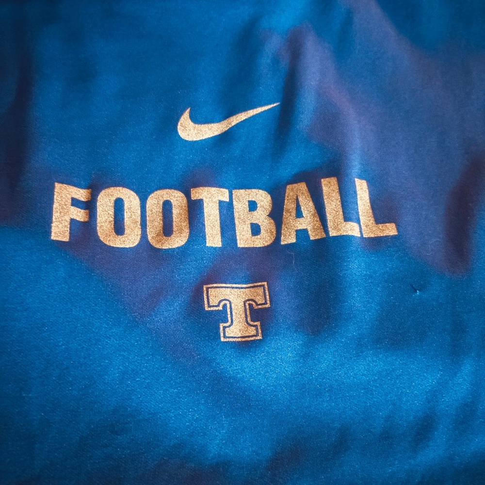 🏈men’s Nike Dri Fit football shirt